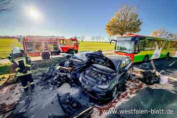 Fünf Verletzte nach Unfall mit Schulbus und vier Autos