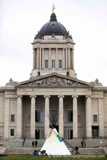 Sacred fire burns at Manitoba legislature to remember ‘one of the best’