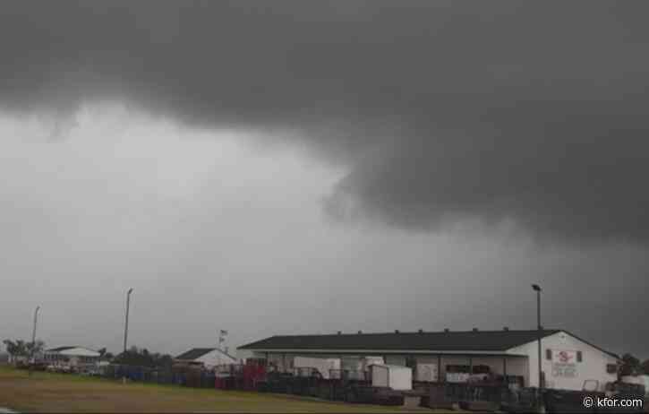 Severe weather impacts parts of Oklahoma Monday