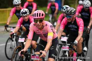 VIDEO. Indrukwekkende beelden: meer dan tienduizend deelnemers op afscheidstournee van populaire wielrenner Rigoberto Urán