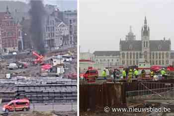 Metershoge rookpluim door brand op Grote Markt