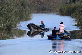 LIVE NOODWEER SPANJE. Drie lichamen gevonden in Valenciaans natuurpark Albufera - Premier Sánchez kondigt steunplan van 10,6 miljard euro aan