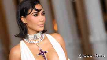 Kim Kardashian debuts Princess Diana pendant for first time