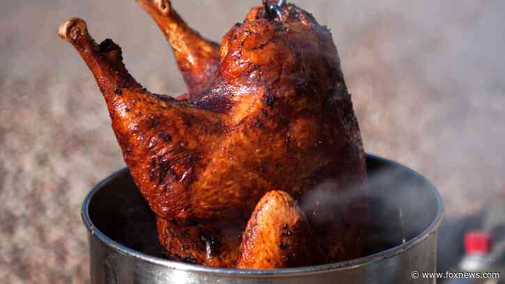 Here are 5 ways to cook your Thanksgiving turkey without an oven