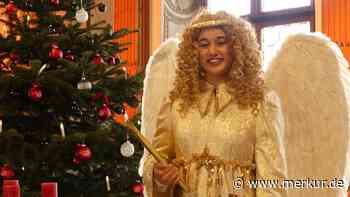 Alles bereit für den Landsberger Christkindlmarkt: Baum steht, Christkindl gefunden