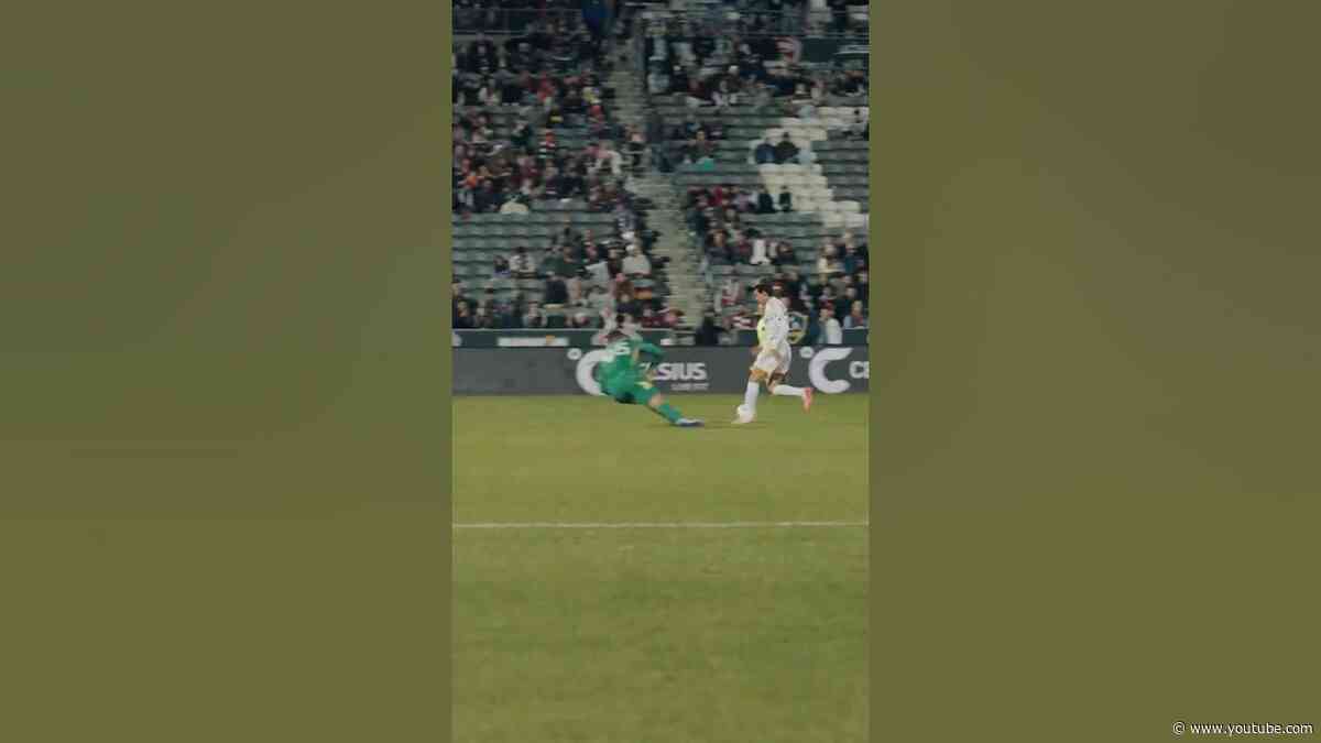 Riqui Puig Sneaks Past Zack Steffen for the Brace #lagalaxy #mls #lamasia