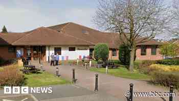 Secure clinic warned on toilets, damage and mould