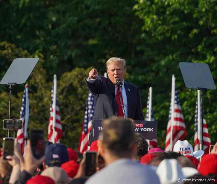 Bronx electeds, immigrant rights groups show disappointment over Trump victory