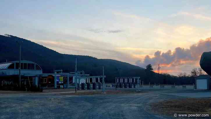 Large Wildfire Burns Near Pennsylvania's Biggest Ski Resort