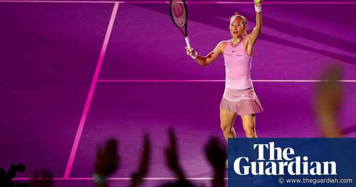 Zheng extends dream WTA Finals debut by thrashing Paolini to reach last four