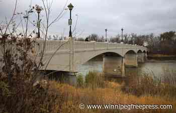 Historic Assiniboine Park footbridge needs modern repairs: city