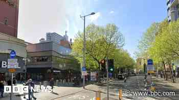 Three arrests over city centre knife robbery