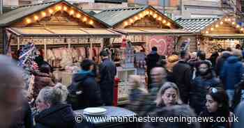 How to get to Manchester Christmas Markets 2024 by tram, bus, train and car