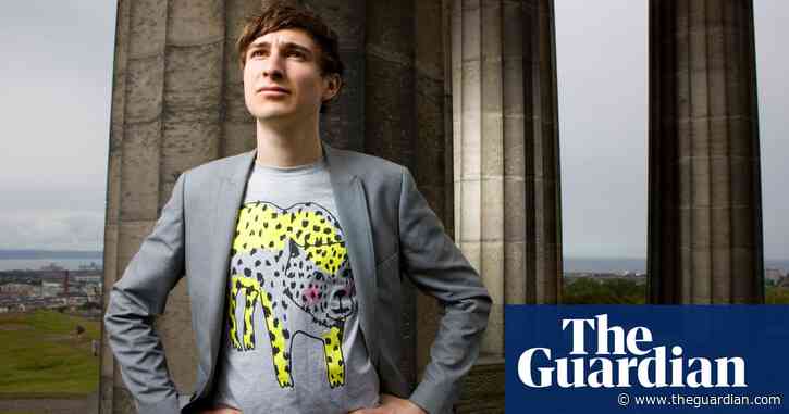 Tom Rosenthal chats to strangers on a bench