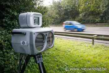 Zeven snelheidsduivels moeten rijbewijs afgeven: “Laagvlieger reed 122 kilometer per uur waar hij 70 mocht”