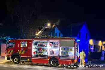 Sterke rookontwikkeling na brand door verstopte schouw in Ophasselt