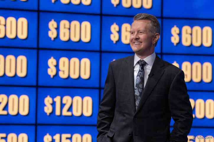 'Jeopardy!' contestant says recent clue made host, audience 'a little uncomfortable'