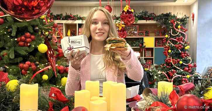 McDonald’s just unveiled its Christmas menu and the new burger is unbelievable