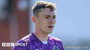 Wales call up Fleetwood goalkeeper Harrington