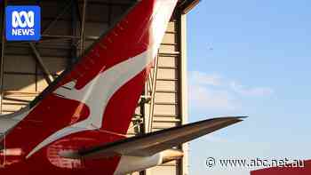 ASX closes higher after US rate cut, flight delays in Sydney as Qantas makes emergency landing — as it happened