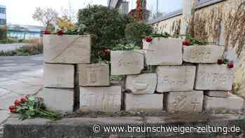 Denkmal erinnert in Wolfsburg an Zwangsarbeiterinnen