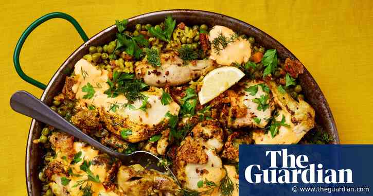 Thomasina Miers’ recipe for turmeric chicken rice with peas and habanero allioli