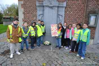 Kinderen ‘t Rakkertje herdenken Wapenstilstand met eigen kunstwerk