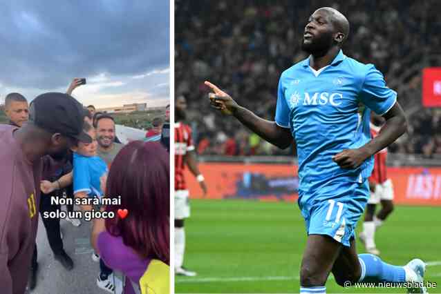 VIDEO. Tranen van geluk: Romelu Lukaku sust emotioneel Napoli-supportertje met handtekening en foto