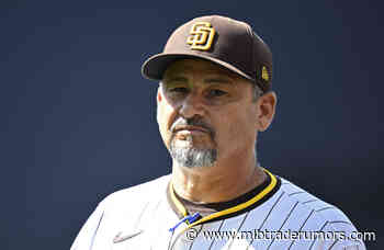 Padres Finalize New Contract With Pitching Coach Ruben Niebla