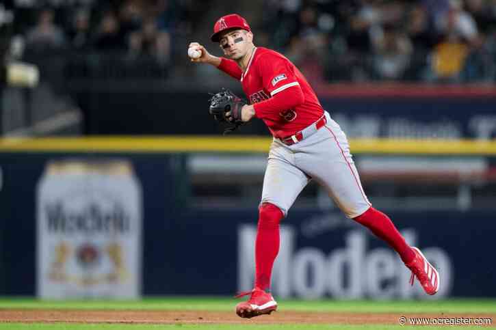 Angels SS Zach Neto undergoes right shoulder surgery