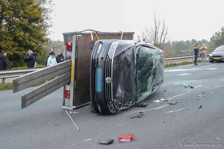 Automobilisten met mobiel in hand bekeurd bij ongeval Pleijroute Arnhem