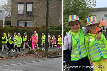 Leerlingen Klavertje Vier lopen fluorun