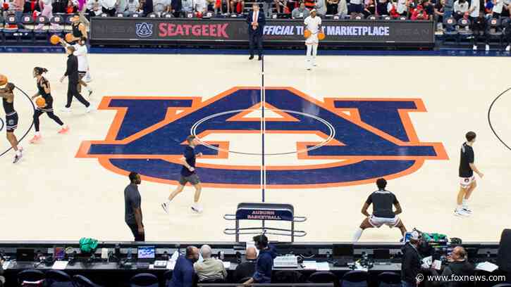 Plane appearing to carry Auburn's men's basketball team diverted due to in-flight altercation: report