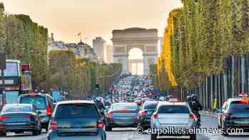 Paris goes car-free in attempt to curb air pollution