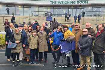 Imperial Saint wins again at Aintree Racecourse