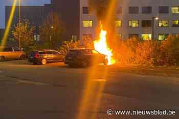 Hybride auto uitgebrand op parking van Damiaanziekenhuis in Oostende