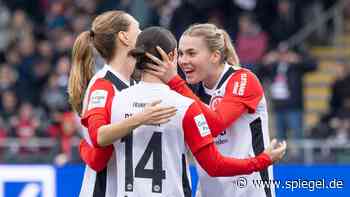 Frauen-Bundesliga: Laura Freigang schießt Eintracht Frankfurt mit Dreierpack auf Platz zwei