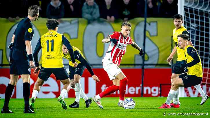 Koningskoppel Pepi en Saibari helpt PSV aan makkelijke zege op NAC