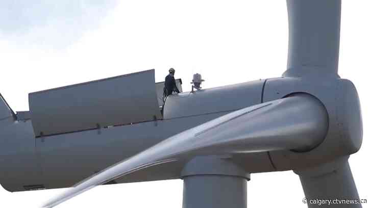 Halkirk 2 wind facility shut down after turbine breaks