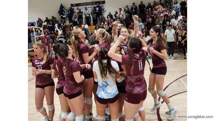 Laguna Beach girls volleyball wins Division 7 title with sweep of St. Paul in CIF-SS finals