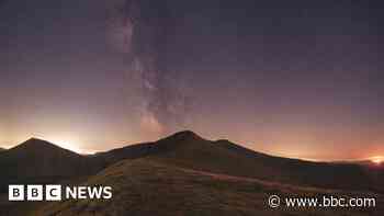 Stargazing photographer shares sense of wonder