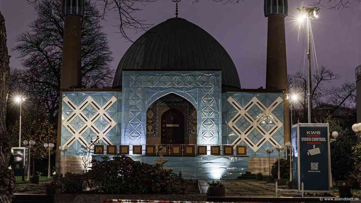 Blaue Moschee: Lichtmasten mit Kameras verunsichern Nachbarn