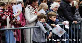 Pictures: Oxford falls silent as city honours war dead on Remembrance Sunday