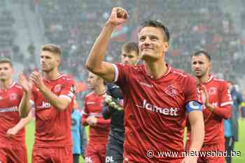 Jelle Vossen trapt Zulte Waregem in extremis naar de drie punten en mee naar de kop van het klassement: “Zo leuk om belangrijk te kunnen zijn”