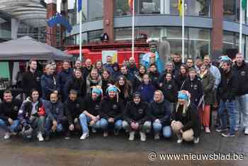 Carnavalisten openen carnaval met lach en traan, nieuwe vlag aangekondigd