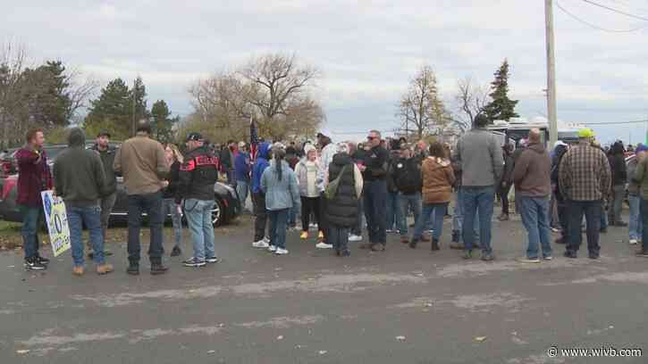 Rally held for Sumitomo Rubber employees as they head to unemployment