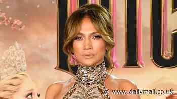 Jennifer Lopez shares sweet snap with child Emme, 16, from Wicked premiere