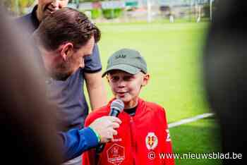 Bekende Vlamingen voetbalden voor het goede doel en voor Sam