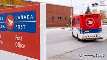 Canada Post workers give 72-hour notice to strike