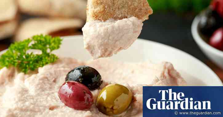 Shoppers bemoan UK taramasalata shortage as strike leads to dip in supply